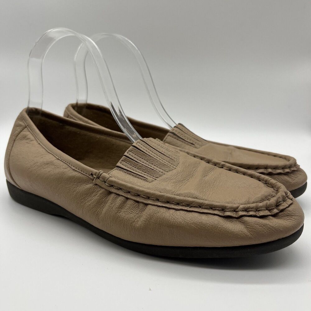 Mushrooms Womens Loafer Shoes Size 9M Tan Slip On Leather Casual ESP-2X